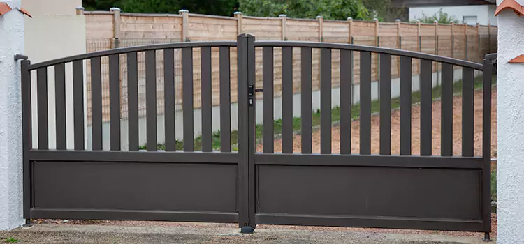 Advanced Gate Solutions in Lorette, MB